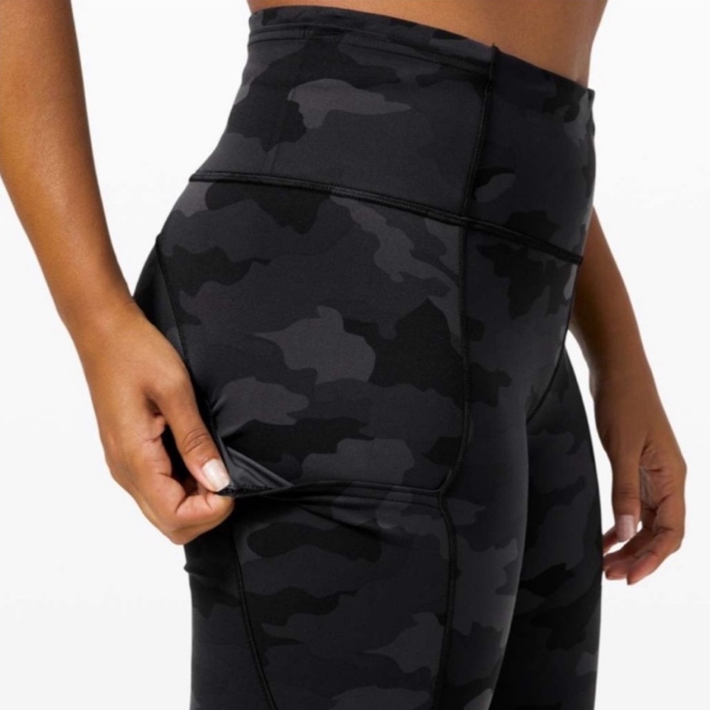 Lululemon Fast & Free High Rise 19” Black Charcoal Camo Leggings Women’s Size 4